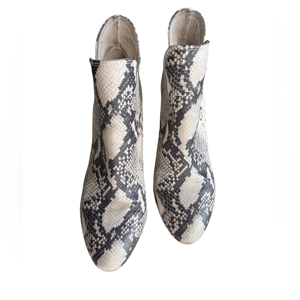 Steve Madden Black & Cream Snake-Print Ankle Booties